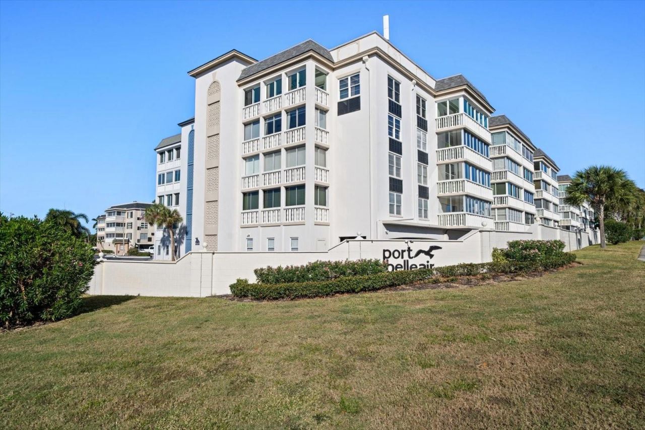 131 Bluff View Drive, Unit 106, Belleair Bluffs, FL 33770 Photo