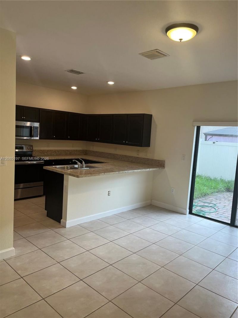 9373 W 33rd Way, Unit 9373, Hialeah, FL 33018 Photo