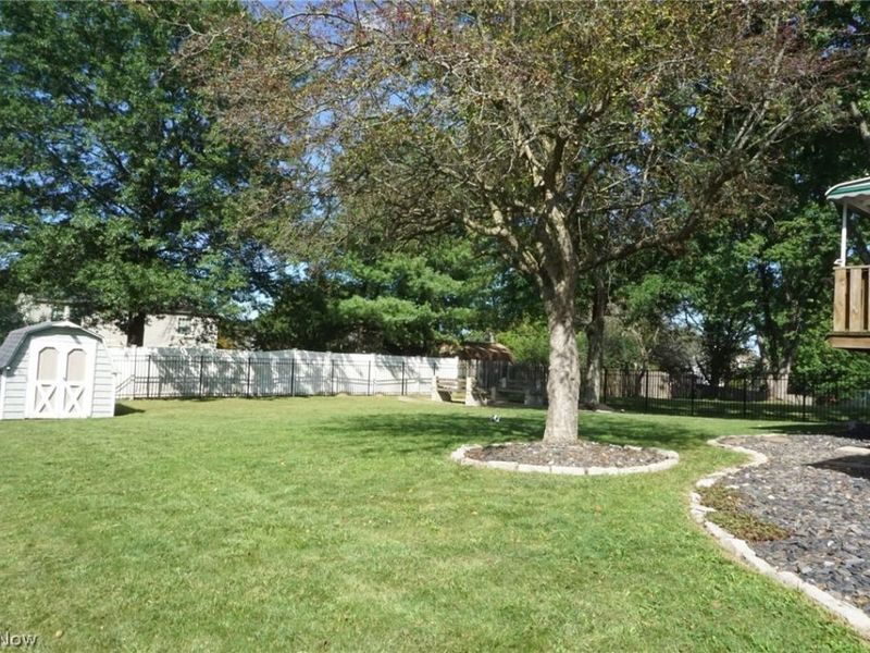 951 Brookpoint Drive, Medina, OH 44256 Photo 11