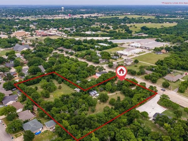 1007R W Belt Line Road , Cedar Hill, TX 75104
