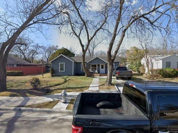 209 Cynisca Street, Waxahachie, TX 75165