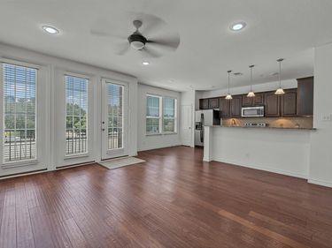 950 Henderson Street, Unit 1214, Fort Worth, TX 76102