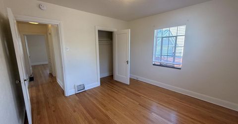 541 Thoma Street, Reno, NV 89502 Photo