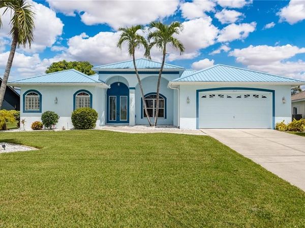205 SW 37th LN, CAPE CORAL, FL 33914
