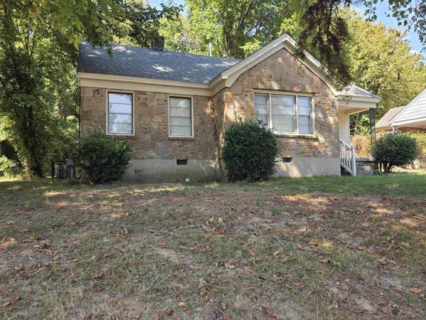 1386 VICOSCIA DR, Memphis, TN 38127