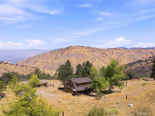 7700 Digier Road, Frazier Park, CA 93225