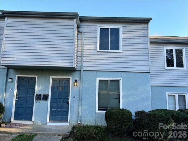 1906 Mereview Court , Unit 8, Charlotte, NC 28210