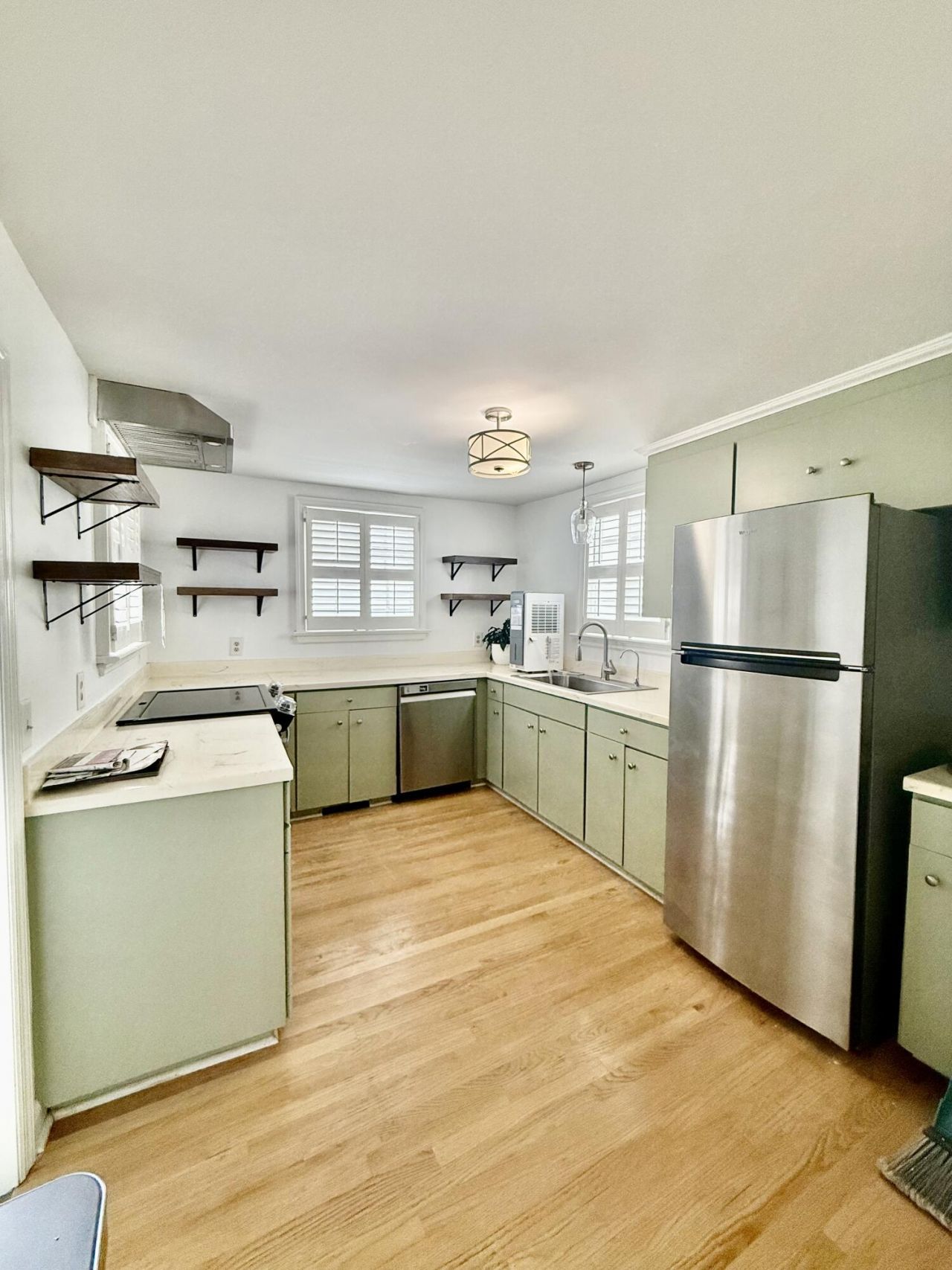 93 Smith Street Photo 6