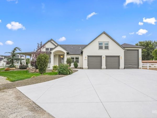 1410 Connelly Ln, Emmett, ID 83617