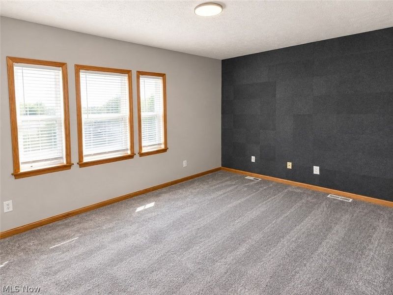 14913 Lincoln Avenue, Cleveland, OH 44128 Photo 14