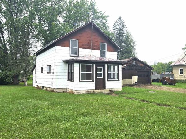528 W MAIN STREET, Lena, WI 54139