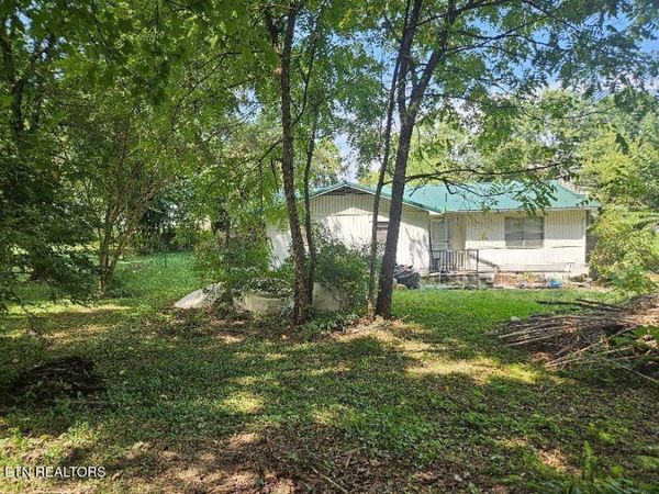 3561 Grade Rd, Rockford, TN 37853