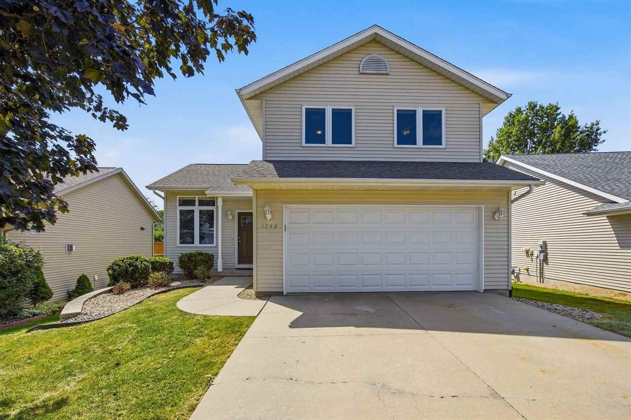 1748 Parkway Dr, Coralville, IA 52241 Main Photo