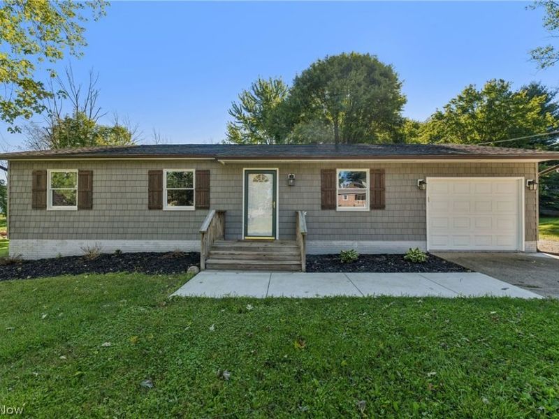 7855 Lake Road, Chippewa Lake, OH 44215 Photo 1