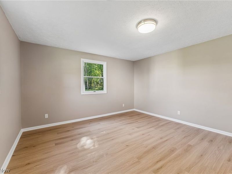 7855 Lake Road, Chippewa Lake, OH 44215 Photo 16