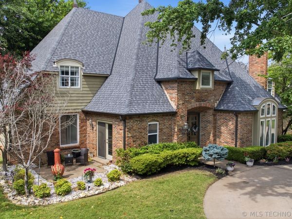 10202 S Knoxville Avenue, Tulsa, OK 74137