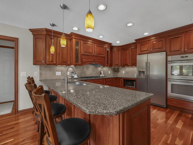 227 Bryn Du Drive, Granville, OH 43023 Photo 13