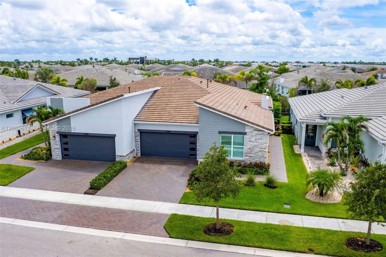 11550 SW Viridian Blvd, Port Saint Lucie, FL 34987 Photo