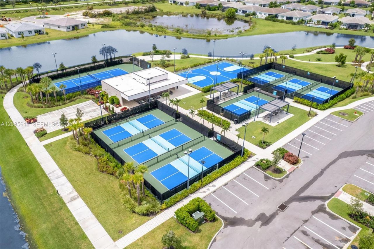 11550 SW Viridian Blvd, Port Saint Lucie, FL 34987 Photo