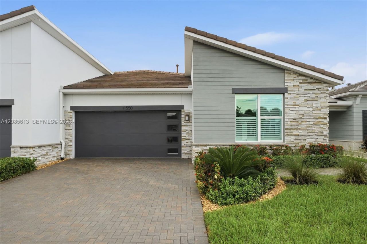 11550 SW Viridian Blvd, Port Saint Lucie, FL 34987 Photo