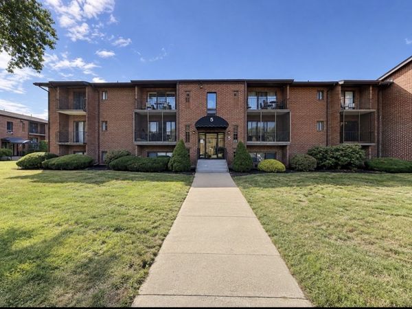 221 Oak Street, Unit 5-21, Brockton, MA 02301