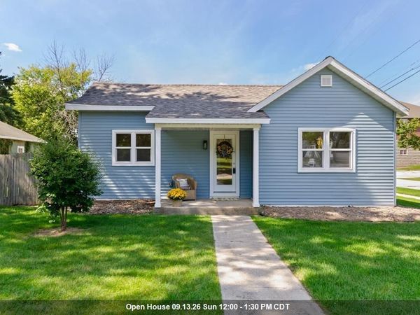 402 4TH STREET, De Pere, WI 54115