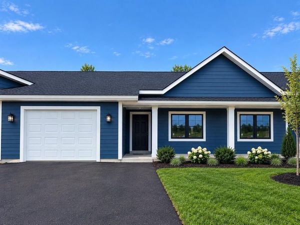 2271 Lake Road, Altoona, WI 54720