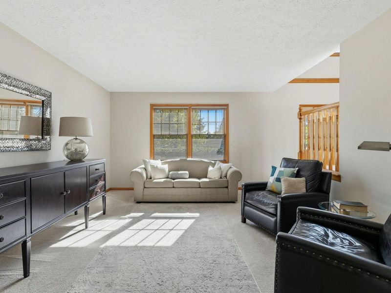 733 Bovee Lane, Powell, OH 43065 Photo 6