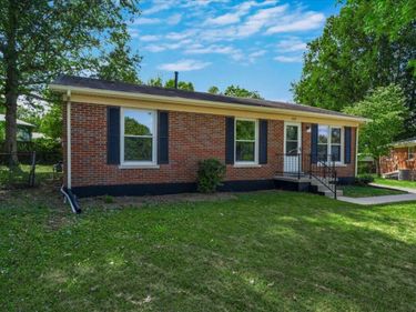 1893 Radcliffe Court, Lexington, KY 40505