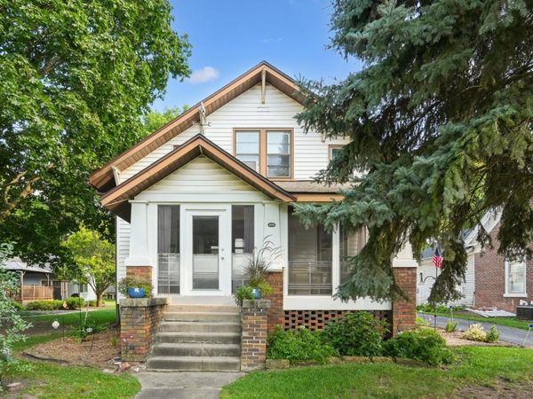 318 W 3rd Street , Prophetstown, IL 61277