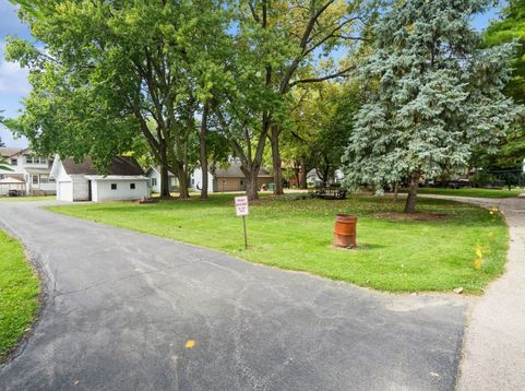 Main Photo