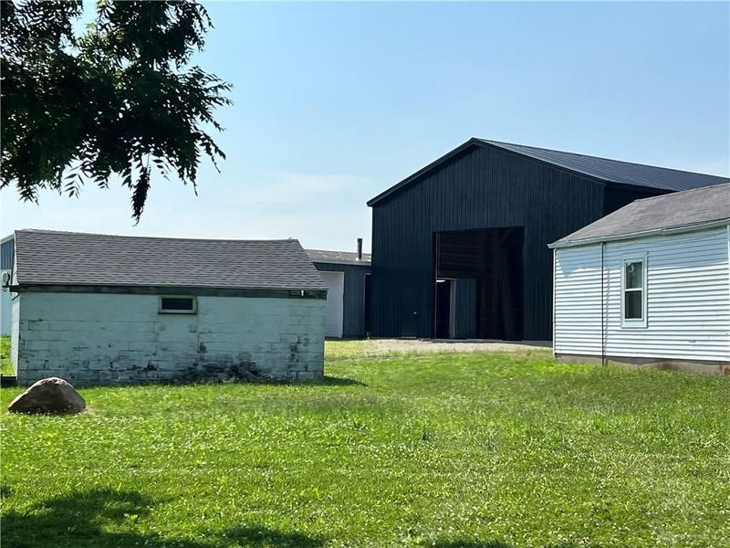 7396 Pleasant Plain Road, Clayton, OH 45315 Photo 2