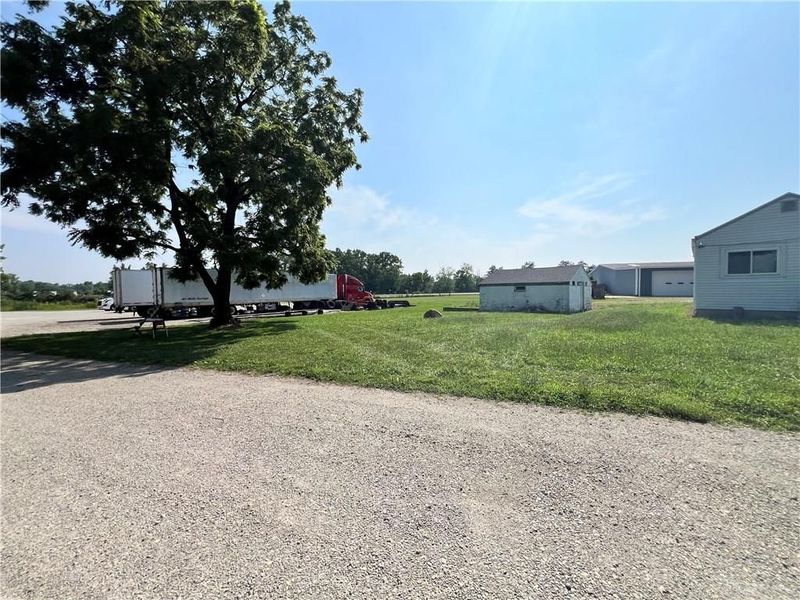 7396 Pleasant Plain Road, Clayton, OH 45315 Photo 3