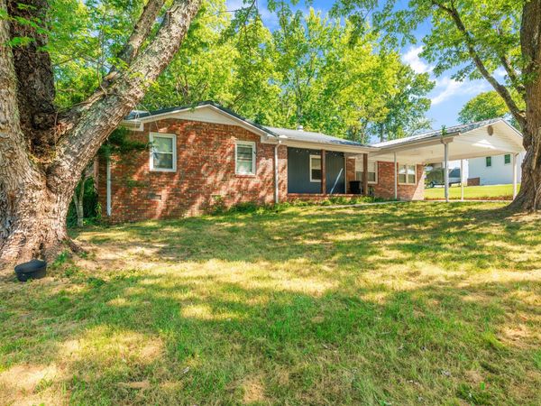 196 Greenwood Dr, McMinnville, TN 37110