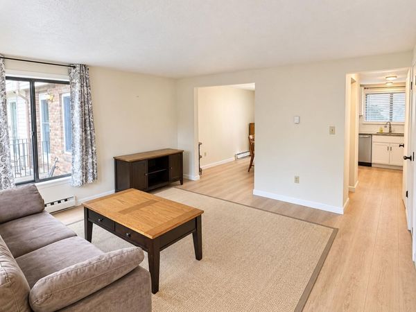 104 Village Drive, UNIT 104, Buzzards Bay, MA 02532