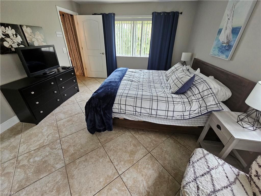 7761 Jewel Ln, Unit 204, Naples, FL 34109 Photo
