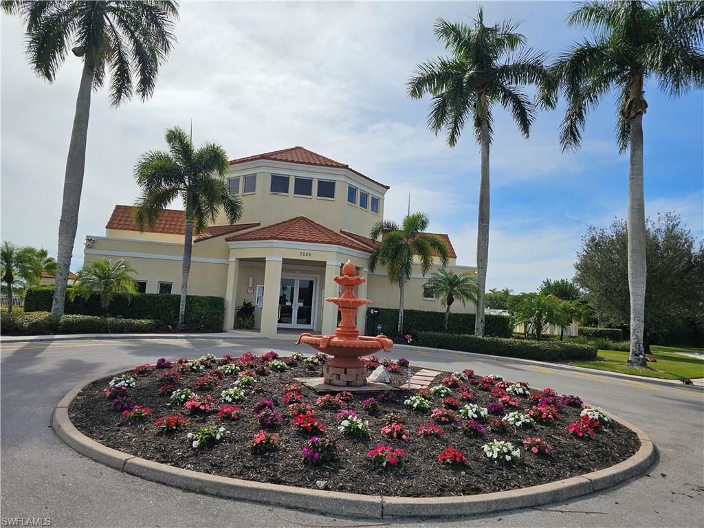 7761 Jewel Ln, Unit 204, Naples, FL 34109 Photo