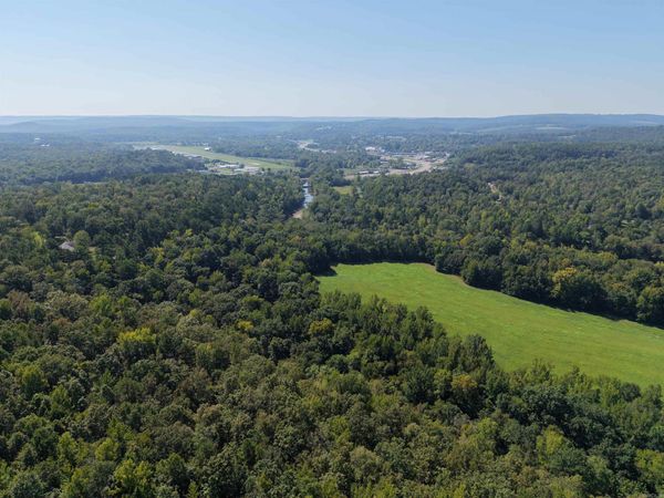 N 65 Highway , Clinton, AR 72031