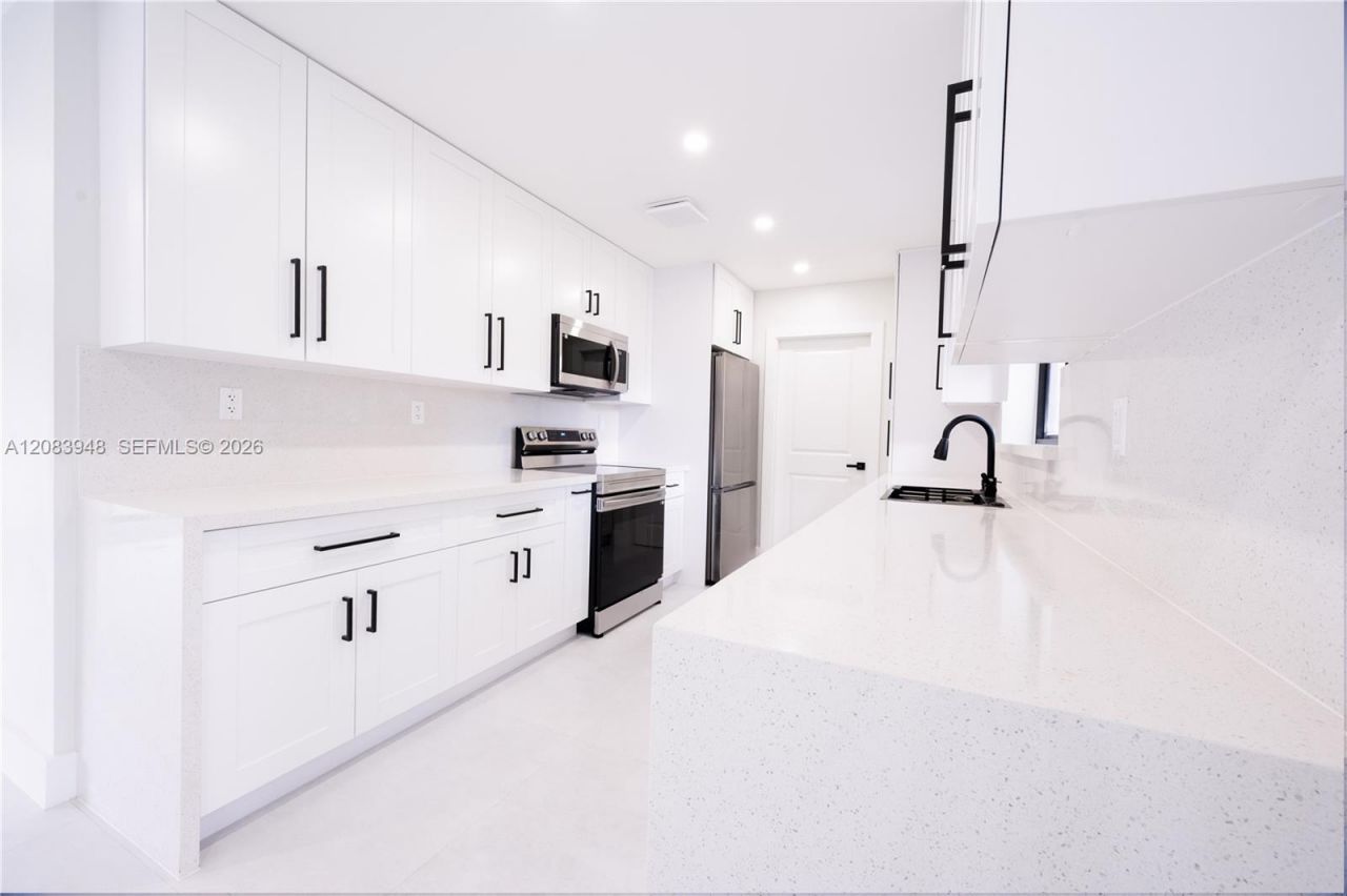 810 Wyoming Ave, Fort Lauderdale, FL 33312 Photo