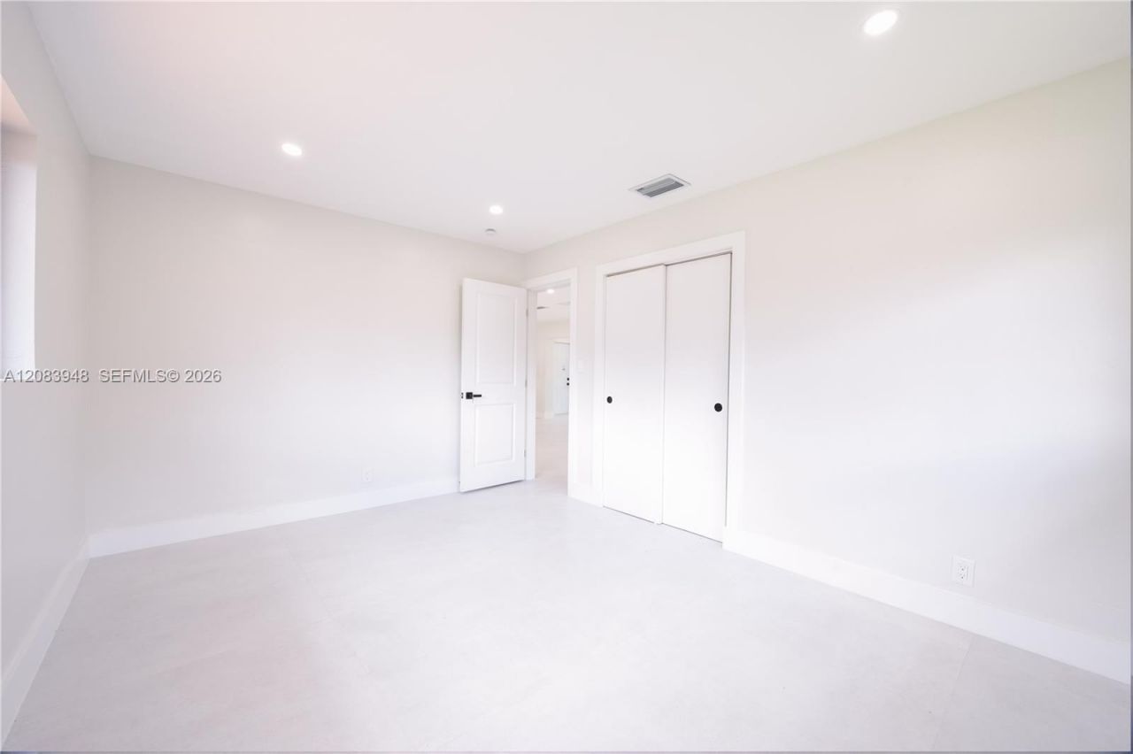 810 Wyoming Ave, Fort Lauderdale, FL 33312 Photo