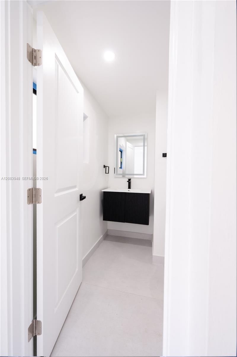 810 Wyoming Ave, Fort Lauderdale, FL 33312 Photo