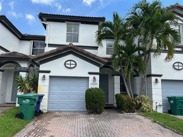11501 NW 77th St , Doral, FL 33178