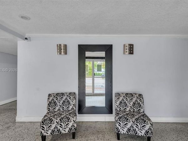8001 Crespi Blvd, Unit 4B, Miami Beach, FL 33141