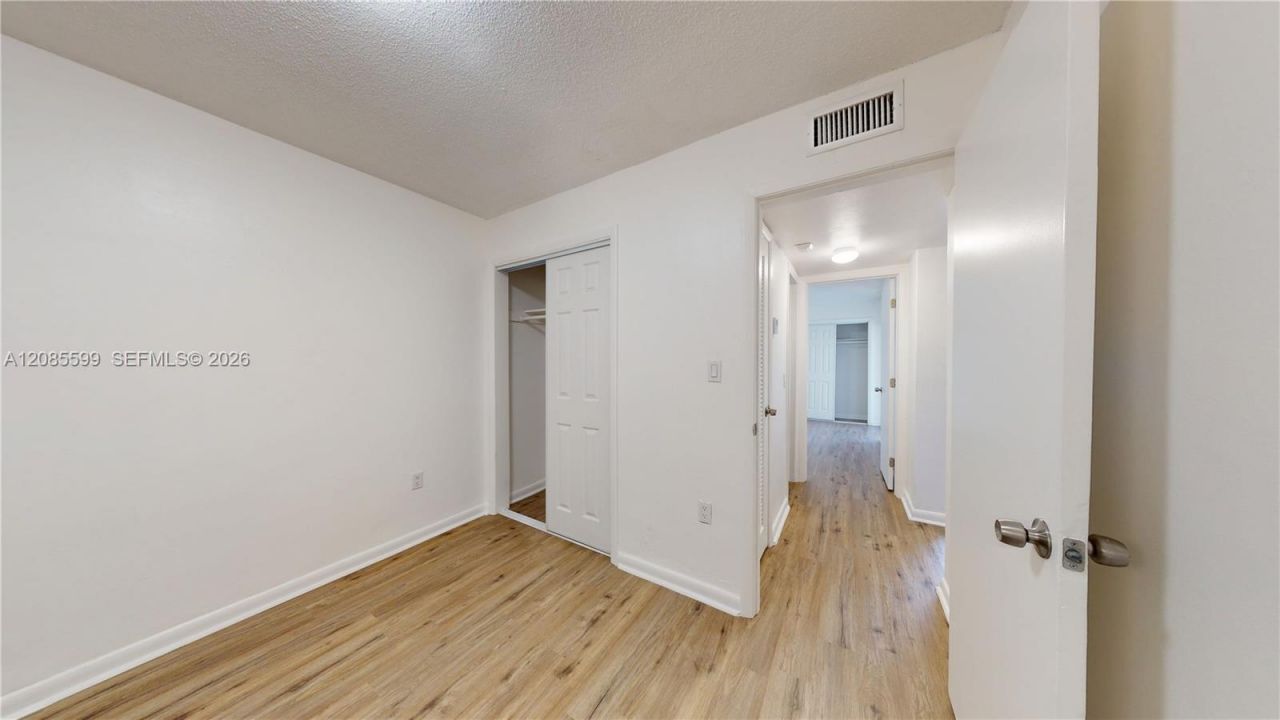 444 SW 27th Ave, Unit 32, Miami, FL 33135 Photo