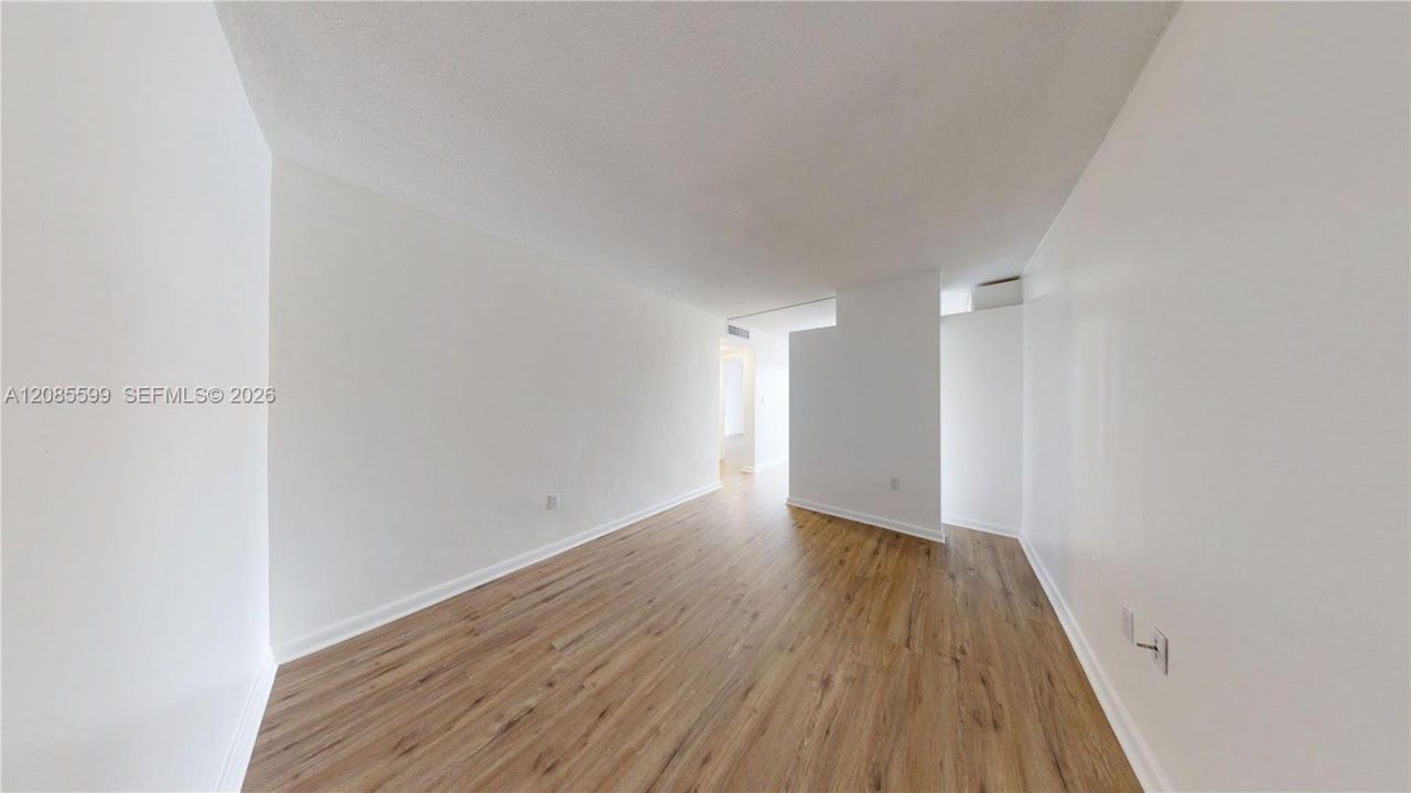 444 SW 27th Ave, Unit 32, Miami, FL 33135 Photo