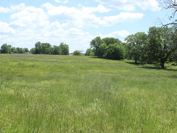000 W Highway , Thayer, MO 65791