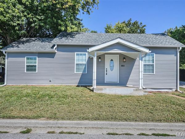 165 School Street , Glen Carbon, IL 62034