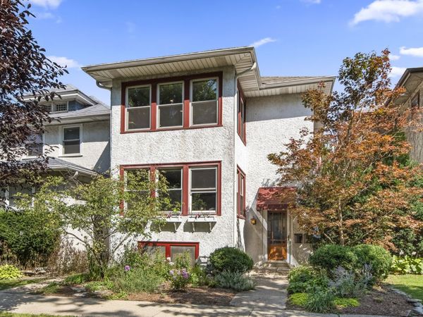 642 S Lombard Avenue , Oak Park, IL 60304