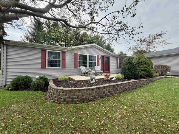 5683 Buttercup Lane, MACHESNEY PARK, IL 61115