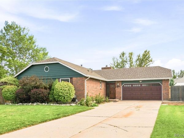 1554 S Flower Court , Denver, CO 80232